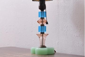 アンティーク照明　ガラスボディがおしゃれなテーブルランプ(卓上ランプ、スタンドライト)(R-042098)