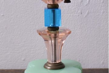 アンティーク照明　ガラスボディがおしゃれなテーブルランプ(卓上ランプ、スタンドライト)(R-042098)