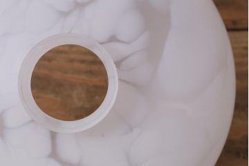 ビンテージ照明　マーブルのような透かしが美しいレトロな天井照明(吊り下げ照明、ペンダントライト)(R-042101)