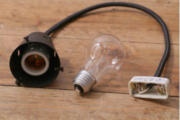 ビンテージ照明　マーブルのような透かしが美しいレトロな天井照明(吊り下げ照明、ペンダントライト)(R-042101)