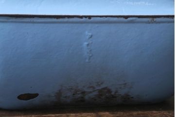ヴィンテージ雑貨　フランスビンテージ　水色がぱっと目を引く鉄鍋(キャセロール、蓋付き、両手鍋、保存容器)(R-042116)