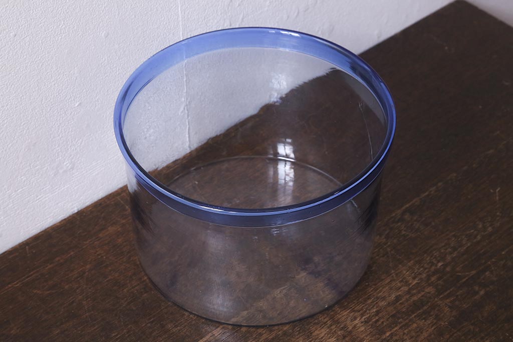 アンティーク雑貨　大正昭和初期　青縁　吹きガラス金魚鉢(R-042121)