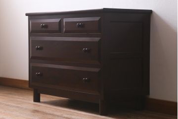 中古　リメイク　松本民芸家具　シックな色合いが大人な雰囲気のリビングボード(ローチェスト、チェスト、引き出し)(R-042122)