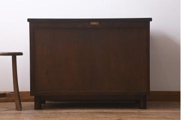 中古　リメイク　松本民芸家具　シックな色合いが大人な雰囲気のリビングボード(ローチェスト、チェスト、引き出し)(R-042122)
