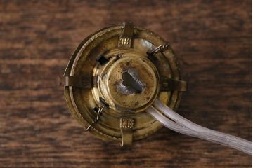 アンティーク照明　昭和初期　オイルランプリメイク　気泡ガラスがレトロで趣あふれるテーブルランプ(スタンドライト、卓上照明)(R-042139)