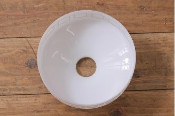 アンティーク照明　昭和レトロ　切子の透かし模様がおしゃれな吊り下げ照明(天井照明、シェード、ペンダントライト、電笠)(R-042142)