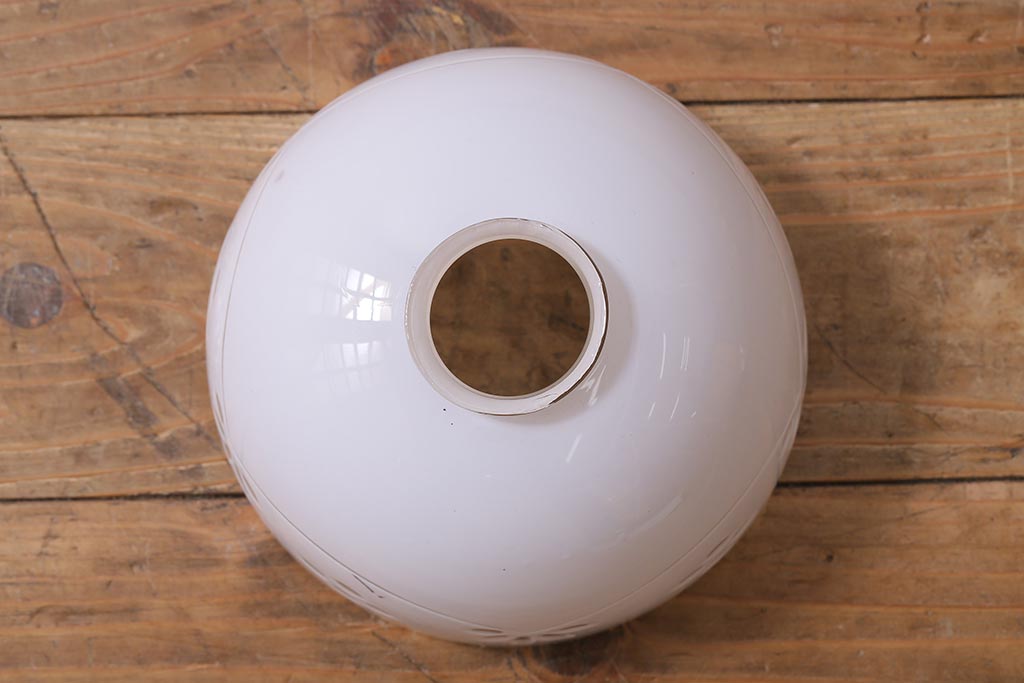 アンティーク照明　昭和初期　波型の縁が可愛らしい切子シェード(天井照明、電笠、ペンダントライト)(R-042143)