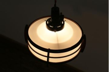 アンティーク照明　木製フレームが和の雰囲気高めるペンダントライト(天井照明、吊り下げ照明)(R-042147)