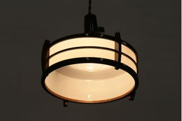 アンティーク照明　木製フレームが和の雰囲気高めるペンダントライト(天井照明、吊り下げ照明)(R-042147)