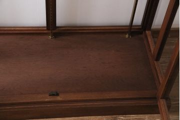 中古品　輸入家具　ナラ材　特大サイズが目を引くイギリス製のガラスケース(ショーケース、陳列棚)(R-042148)