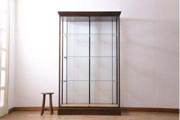 中古　イギリス製　パーケット　レトロな雰囲気が魅力の大型ガラスケース(ショーケース、陳列棚)(R-042157)