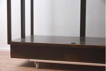 【簡易リペア限定品】中古　吊りタイプ　シンプルでクラシカルなガラスケース(ショーケース、陳列棚、飾り棚、店舗什器)(R-042163)