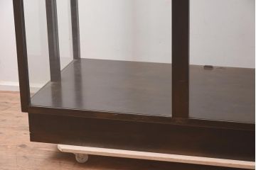 中古　吊りタイプ　シンプルでクラシカルなガラスケース(ショーケース、陳列棚、飾り棚、店舗什器)(R-042163)