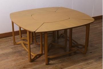 ヴィンテージ家具　イギリスビンテージ　ERCOL(アーコール)　レアもの!　様々な使い方ができるコーヒーテーブルセット(サイドテーブル)(R-042167)