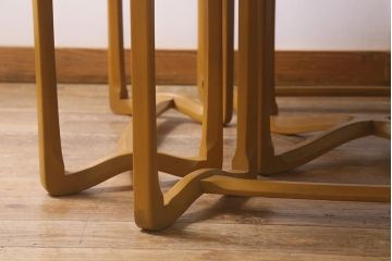 ヴィンテージ家具　イギリスビンテージ　ERCOL(アーコール)　レアもの!　様々な使い方ができるコーヒーテーブルセット(サイドテーブル)(R-042167)