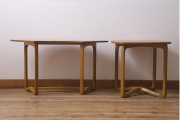 ヴィンテージ家具　イギリスビンテージ　ERCOL(アーコール)　レアもの!　様々な使い方ができるコーヒーテーブルセット(サイドテーブル)(R-042167)