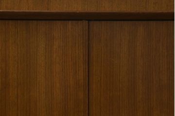 ヴィンテージ家具　北欧ビンテージ　G-PLAN　BBシリーズ　引き手がおしゃれな雰囲気を高めるサイドボード(リビングボード、収納棚)(R-042168)