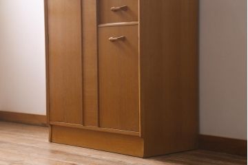 ヴィンテージ家具　北欧家具　オーク材　G-PLAN(ジープラン)　Brandon(ブランドン)　ハンガー掛け付きのスモールワードローブ(ビンテージ)(R-042169)