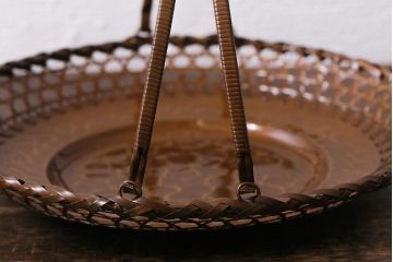 アンティーク雑貨　昭和中期　三越(MITSUKOSHI)　銅編み　槌目が目を引く菓子器(菓子鉢、共箱)(R-042175)