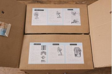 レトロ雑貨　三菱電機　MITSUBISHI　箱付き　白樺色　ノスタルジックな扇風機(ファン)(R-042177)