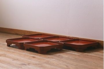 アンティーク雑貨　明治期　共箱　根来塗お膳5客セット(木製漆器、和食器)(R-042191)