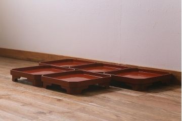 アンティーク雑貨　明治期　共箱　根来塗お膳5客セット(木製漆器、和食器)(R-042192)