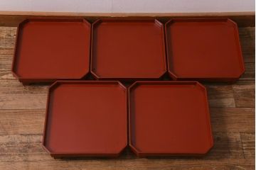アンティーク雑貨　明治期　共箱　根来塗お膳5客セット(木製漆器、和食器)(R-042192)