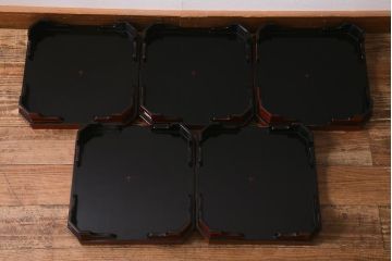 アンティーク雑貨　明治期　共箱　根来塗お膳5客セット(木製漆器、和食器)(R-042192)