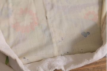 アンティーク着物　大正昭和初期　川に花模様　縮緬襦袢(ちりめん、古布正絹)(R-042195)
