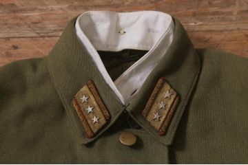 旧日本軍　陸軍大将軍服　襟章　偕行社(R-042197)