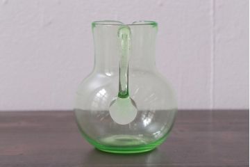レトロ雑貨　昭和初期　ウランガラス　ピッチャー(水差し、水注、和ガラス)(R-042198)