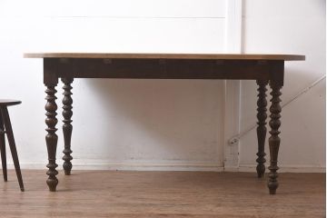 フランスアンティーク　オーク材　珍しいデザインのハイセンスなダイニングテーブル(机、作業台)(R-042208)