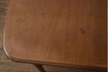 アンティーク家具　フランスアンティーク　ウォールナット材　花のモチーフが魅力的なダイニングテーブル(R-042212)