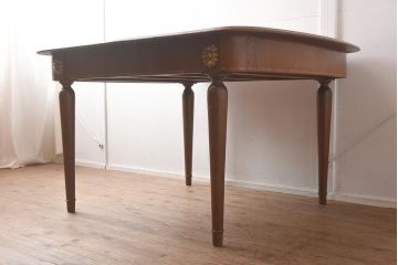 アンティーク家具　フランスアンティーク　ウォールナット材　花のモチーフが魅力的なダイニングテーブル(R-042212)