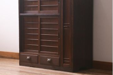 和製アンティーク　昭和初期　引き出し付き!レトロなデザインのアンティーク下駄箱(収納棚、戸棚)(R-042220)