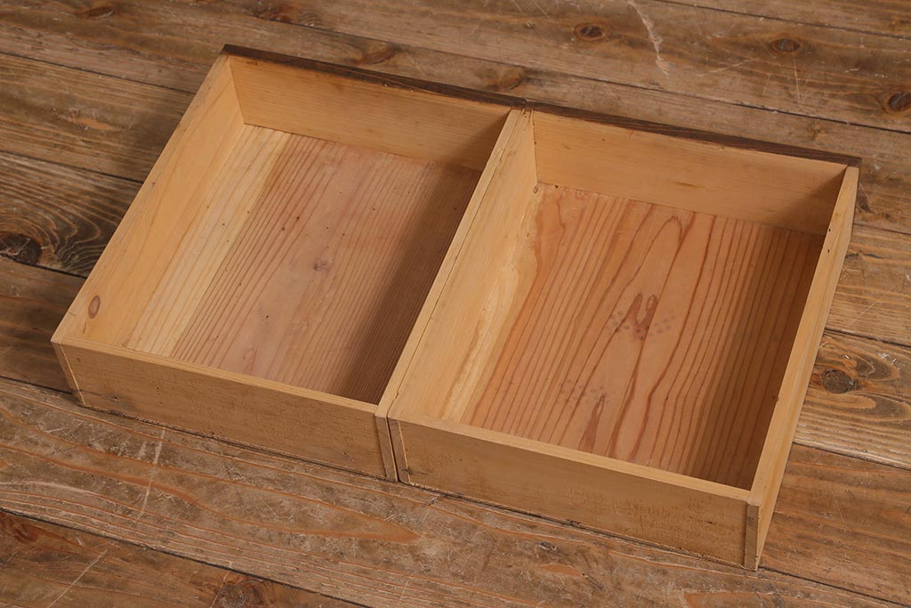 和製アンティーク　昭和初期　引き出し付き!レトロなデザインのアンティーク下駄箱(収納棚、戸棚)(R-042220)