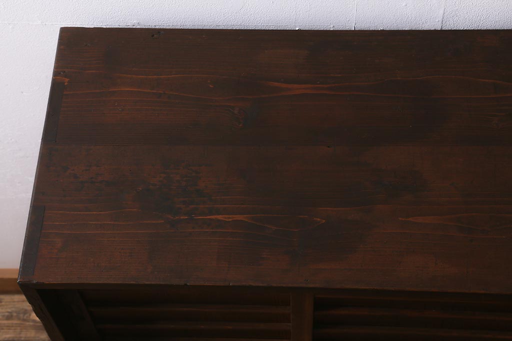 和製アンティーク　昭和初期　引き出し付き!レトロなデザインのアンティーク下駄箱(収納棚、戸棚)(R-042220)