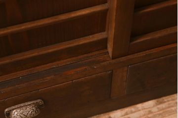 和製アンティーク　昭和初期　引き出し付き!レトロなデザインのアンティーク下駄箱(収納棚、戸棚)(R-042220)