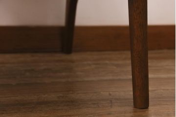 ビンテージ　maruni(マルニ木工)　オールドマルニ　ナチュラルスタイルにぴったりな一人掛けソファ (1シーター、1Pソファ)(R-042222)