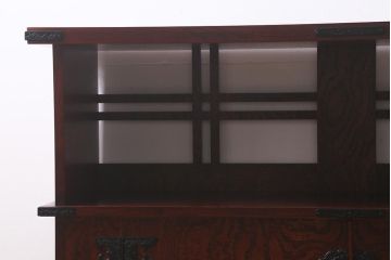 中古　伝統民芸　岩谷堂箪笥　重厚な和の雰囲気漂う飾り棚付きサイドボード(収納箪笥)(R-042225)