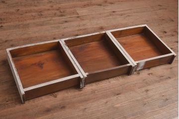 中古　アンティーク風　擦れたペイントがおしゃれなカウンターテーブル(作業台)(R-042230)