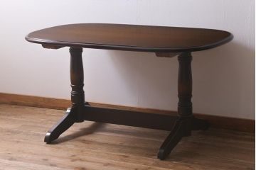 中古　飛騨産業　穂高シリーズ　キツツキマーク　カントリースタイルにぴったりなダイニングテーブル(4人掛け)(R-042243)