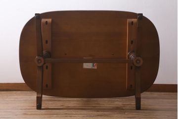 中古　飛騨産業　穂高シリーズ　キツツキマーク　カントリースタイルにぴったりなダイニングテーブル(4人掛け)(R-042243)