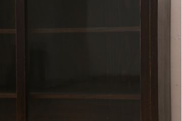 和製アンティーク　大正昭和初期　落ち着いた木色がシックなガラス戸棚(戸棚、飾り棚、収納棚、食器棚)(R-042244)