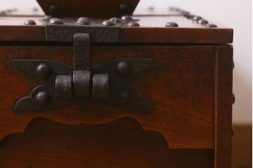 アンティーク雑貨　明治大正期　マス付き　和空間を高める総ケヤキ材製の銭箱(銭函)(R-042246)