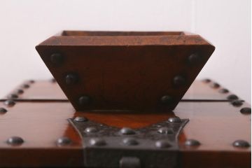 アンティーク雑貨　明治大正期　マス付き　和空間を高める総ケヤキ材製の銭箱(銭函)(R-042246)