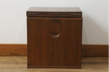 和製アンティーク　指物家具　タモ材　一風変わった造りの折り畳み式文机(座机、在宅用、在宅ワーク、サイドチェスト)(R-042249)