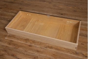 中古　伝統工芸品　唐草金具　繊細な意匠金具が目を引く加茂総桐箪笥のワードローブ(総桐たんす、洋服タンス、衣装タンス)(定価約120万円)(R-042250)