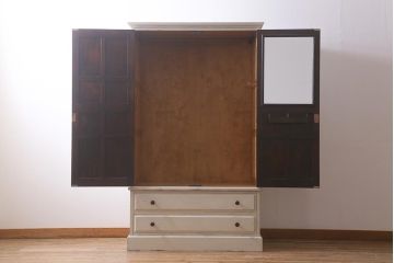 中古　えぞ民芸　えぞインテリア　アンティークペイントを施したワードローブ(チェスト、洋服タンス、キャビネット)(R-042251)
