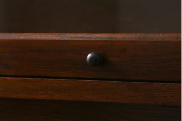 イギリスアンティーク　オーク材　THE LEBUS　ロゴの入った鍵穴金具が可愛らしいスタッキングブックケース(本箱、収納棚、飾り棚、キャビネット、食器棚、カップボード)(R-042253)